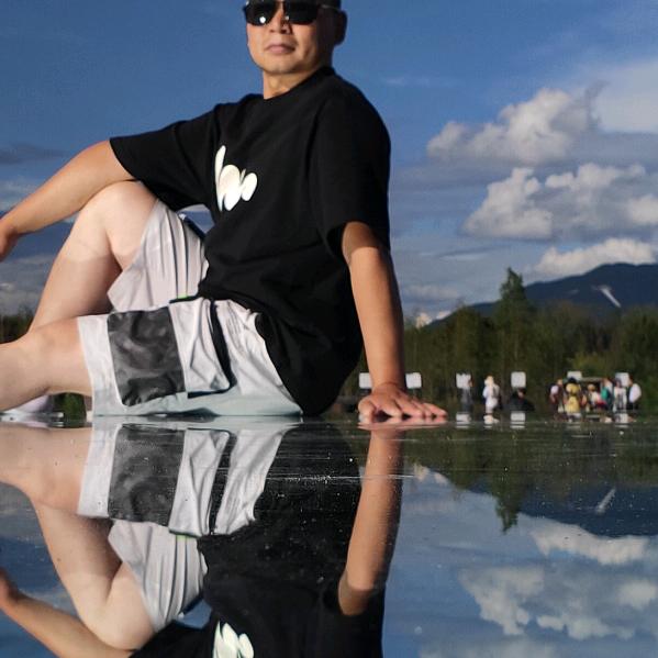 天山雪莲冰如玉一身只为独处开