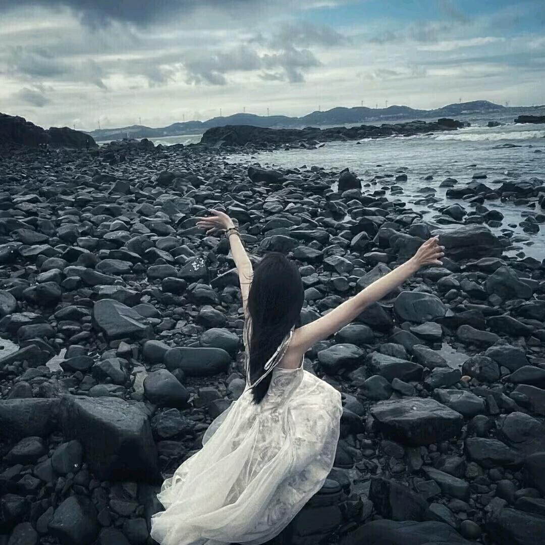 婷