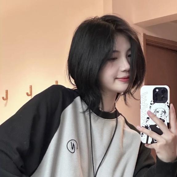 边打球边爱老王