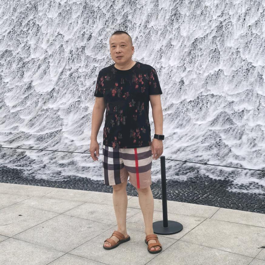 金秋港湾