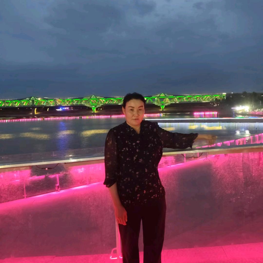 努尔古丽