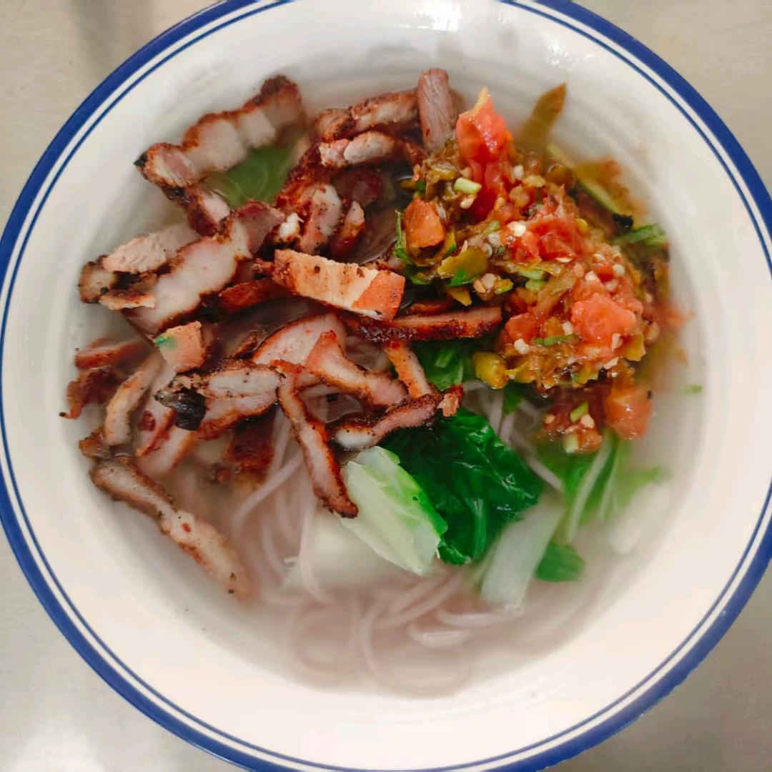 大黑姐火烧肉米线