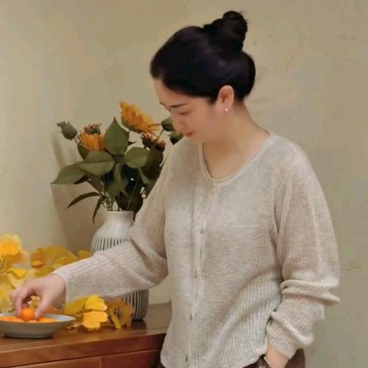 裘美丽（气质穿搭）