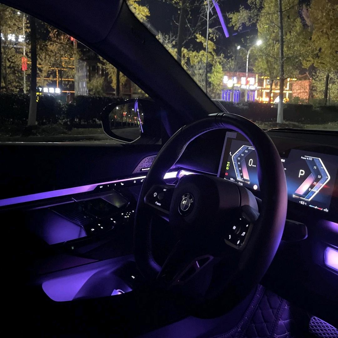 新弘二手车小吴
