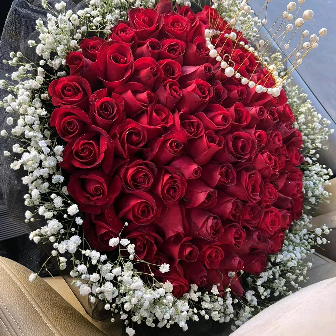 🥀嫣然一笑🌹🌹🌹