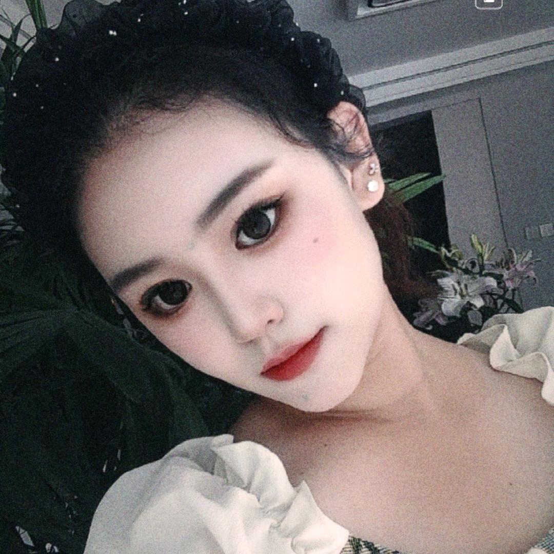萌萌哒小妞倩倩(★^O^★)