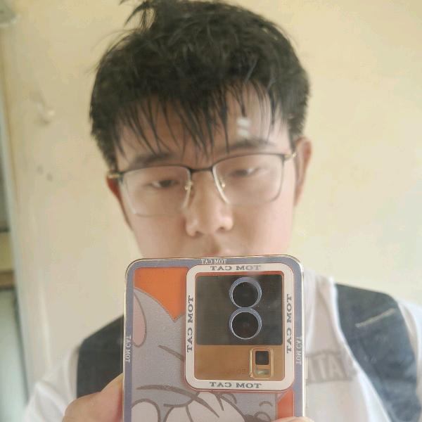 哪有笨蛋总会哭