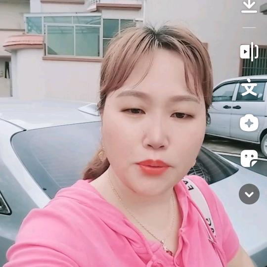 单只蝴蝶独立坚强