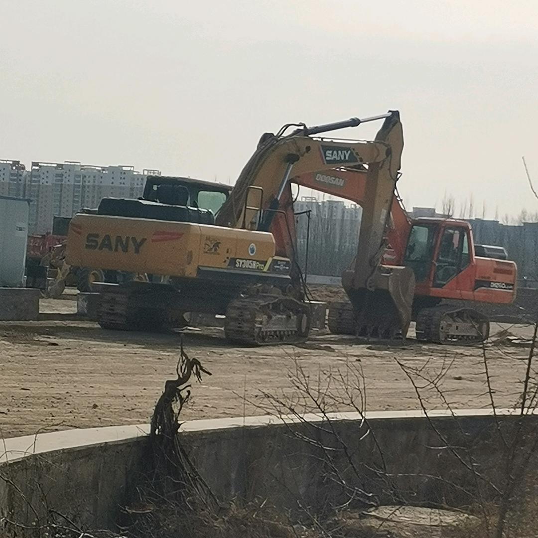 龙工245