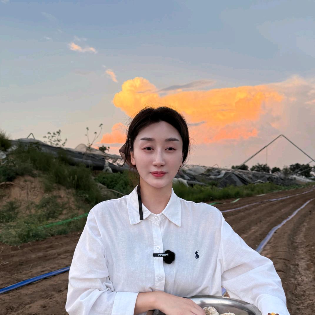 大蒜种植新农人小雅