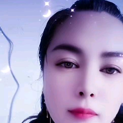 🌻🌻单身月月🌻🌻