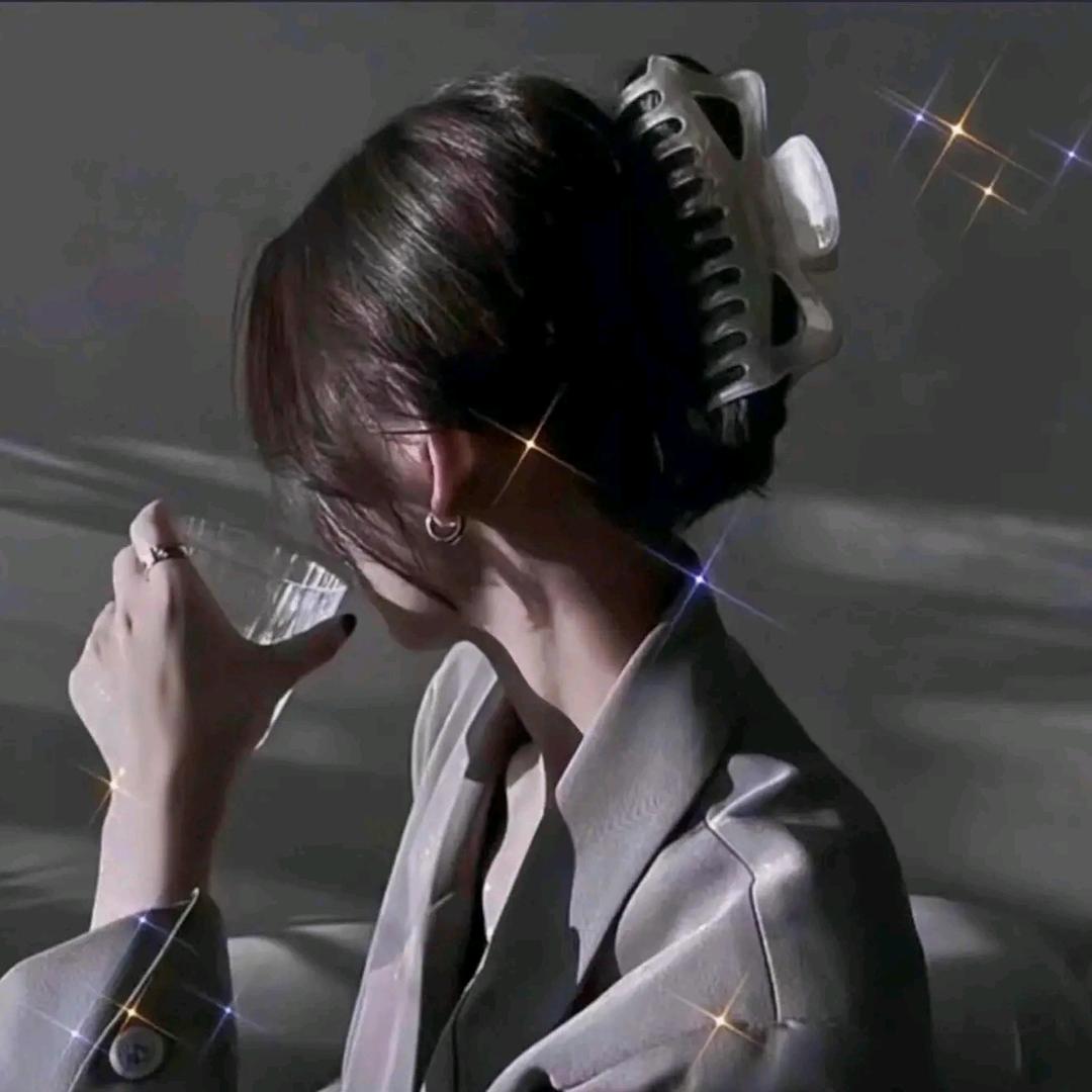 晶妞