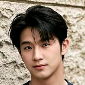 小李哥（新号涨粉中）