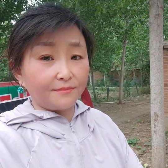 安徽燕姐，热爱河南坠子，早上6点10开播