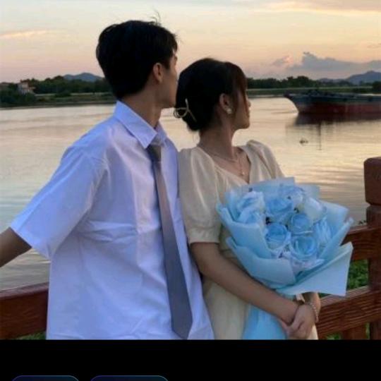 骑着老奶奶过马路