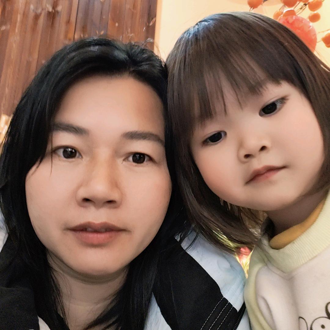 乐乐养生馆宝妈带娃挣生活费