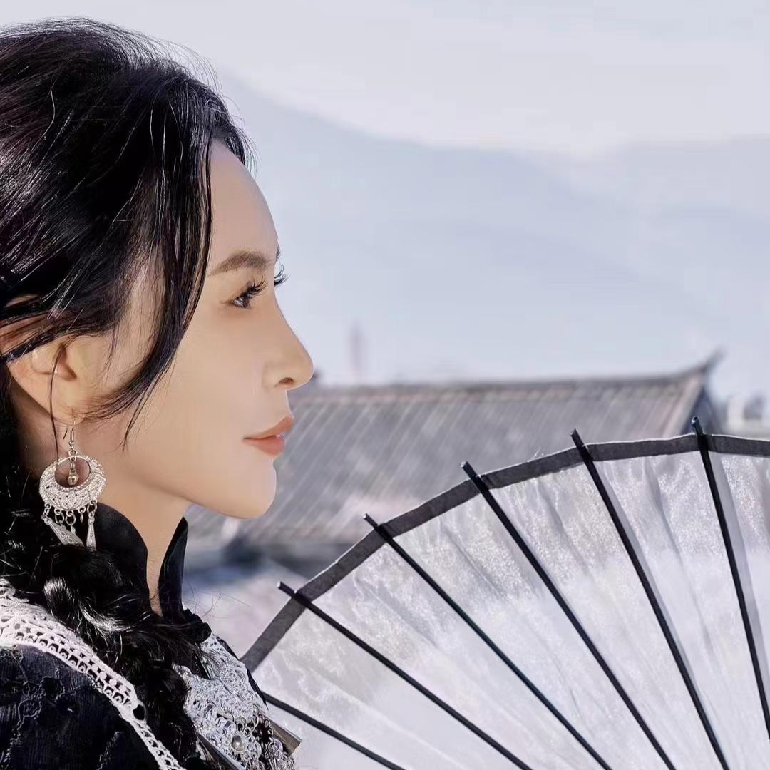 毛大女性崛起