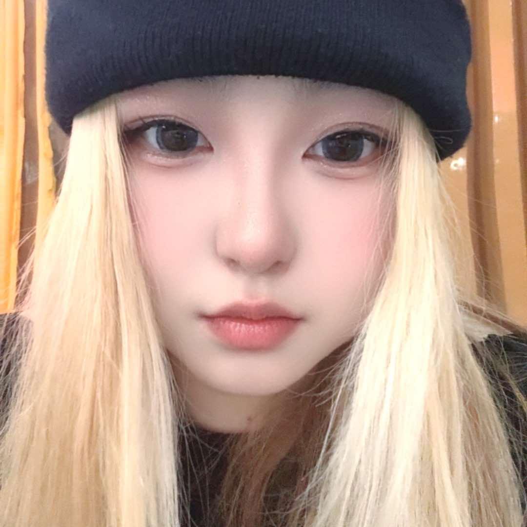 鸿恩街舞思宇