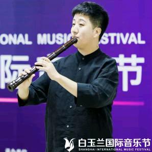 大鼻老师教吹奏