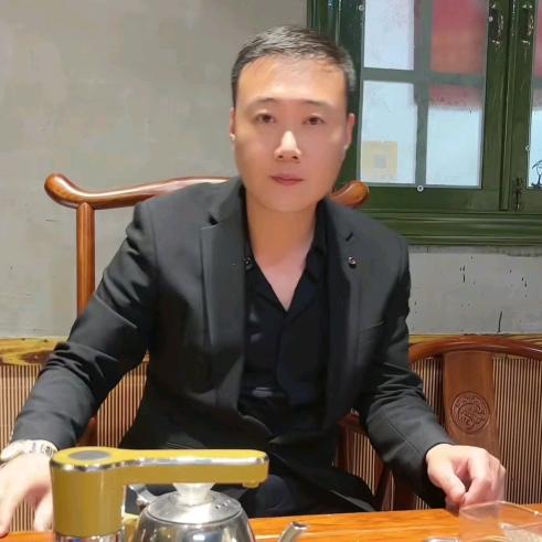 宰把梁烧烤-梁红臣