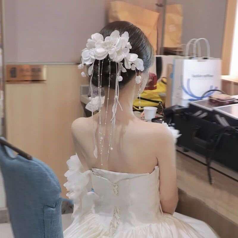 优家美妆礼服馆 新娘跟妆