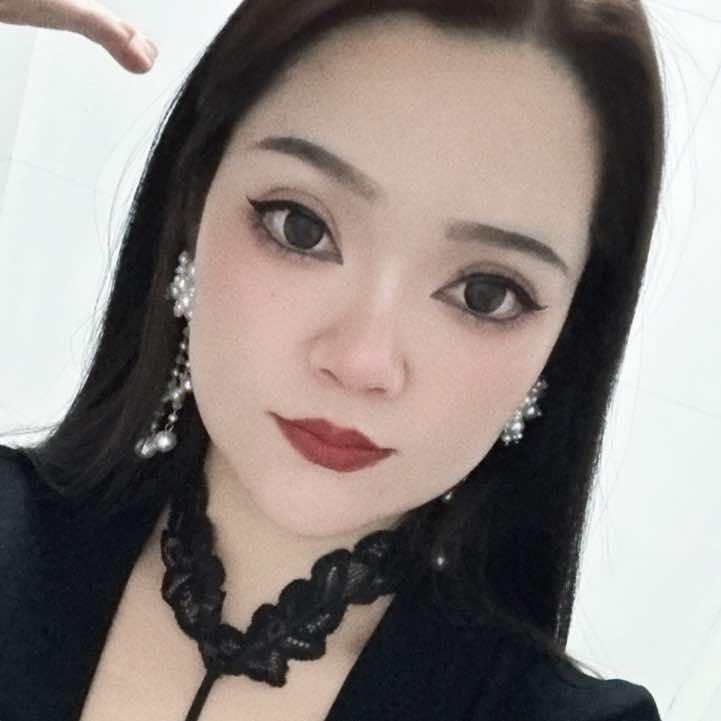 悦耳阁采耳馆《招技师，保底八千》