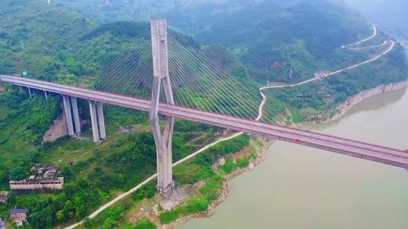 共10s " 重播 播放 下个视频:第86集 | 重庆涪陵-荔枝乌江大桥