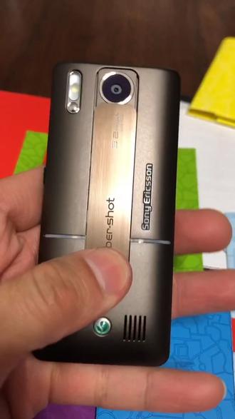 索爱g705,经典小滑盖,w995的前身.索尼爱立信经典手机.